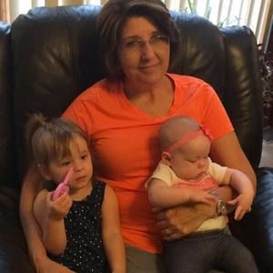 Meet your Posher, Leslie